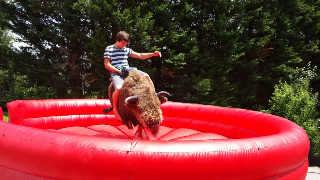 Tips for Riding a Mechanical Bull